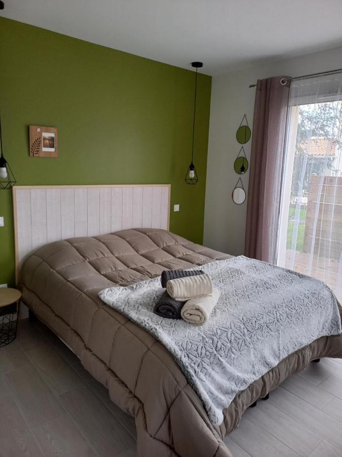 C La Belle Vie Hotel Песак Екстериор снимка